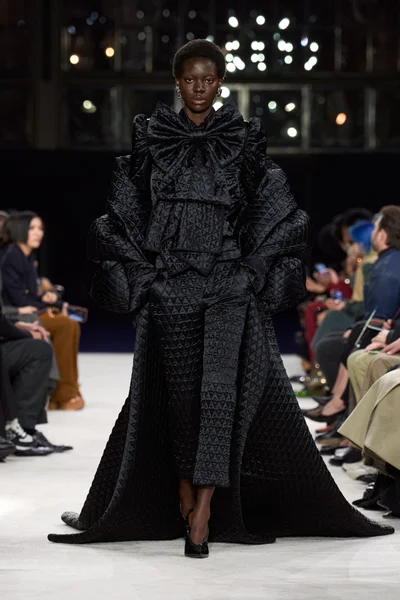 Look 50